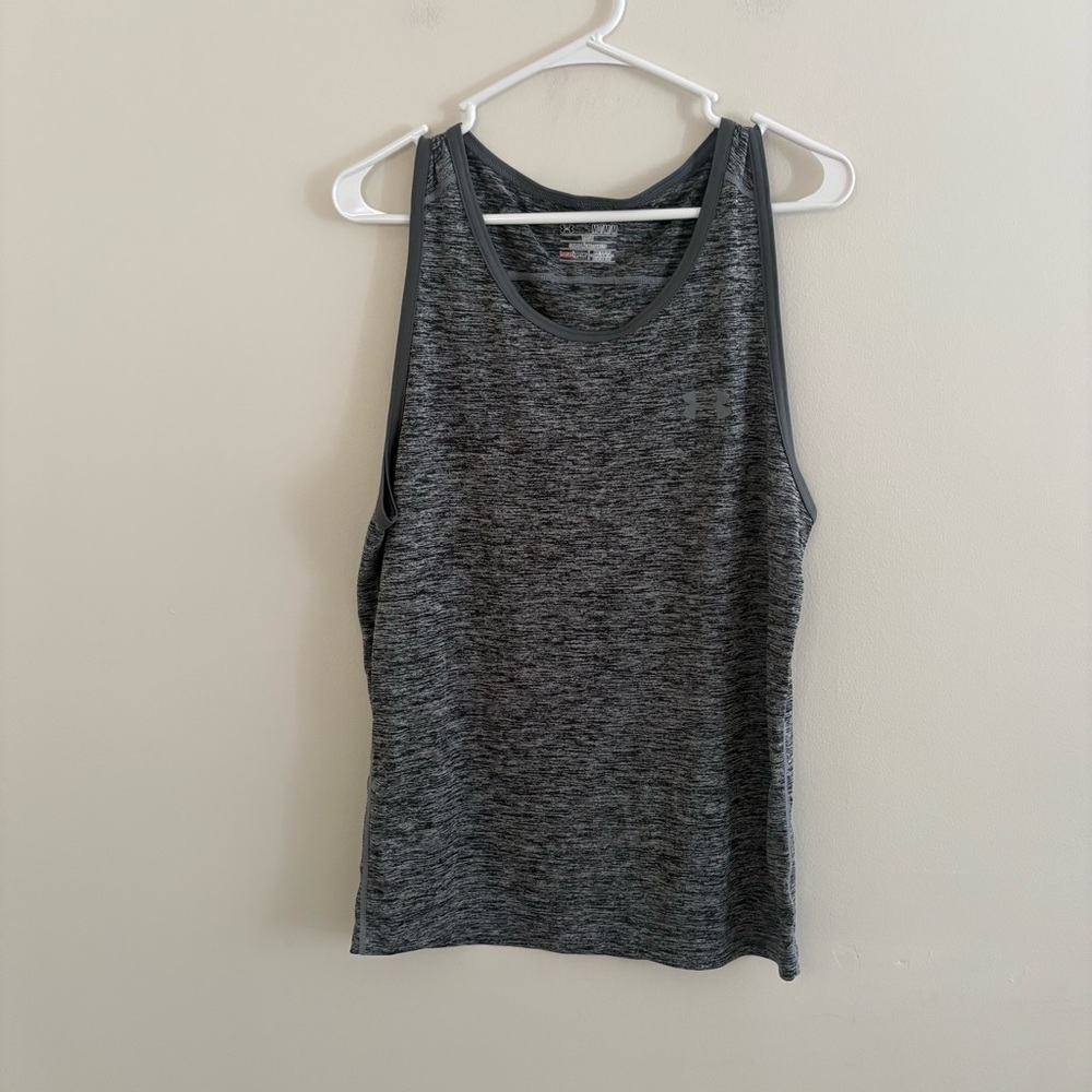 Under Armour Women’s Medium Grey Tank Top Loose Fit Heatgear Gym
